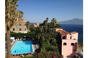 Италия Hotel Vico Equense, Екстериор